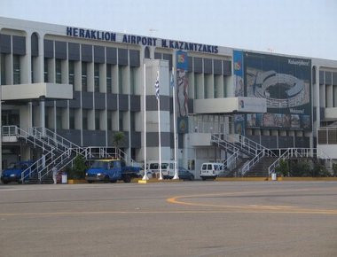 Κρήτη: Συλλήψεις αλλοδαπών στα αεροδρόμια του νησιού για παράνομα διαβατήρια